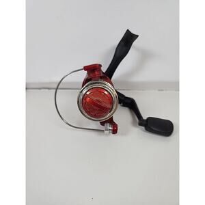 Shakespeare Reverb RVRSP30 Red spinning reel Looks Like It Has Never Been Used